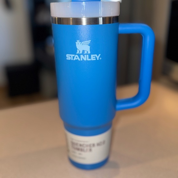 Stanley Quencher H2.0 30oz Azure Blue Tumbler NWT Straw Cup - Picture 1 of 6
